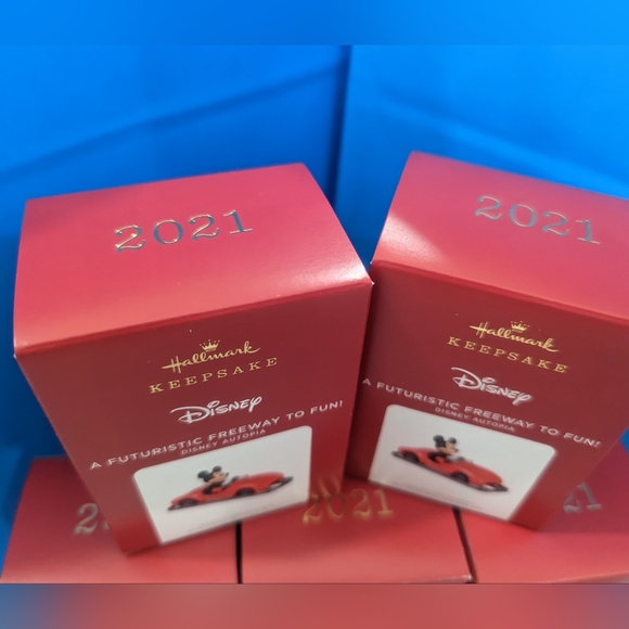 Disney Futuristic Way to Fun Mickey Hallmark Ornament - Picture 3 of 5